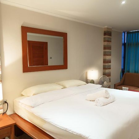 Avenue Beach Hotel Haat Jomtien Eksteriør bilde