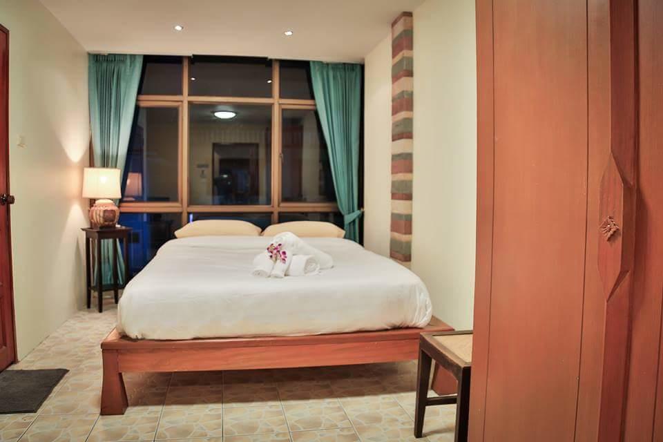 Avenue Beach Hotel Haat Jomtien Eksteriør bilde