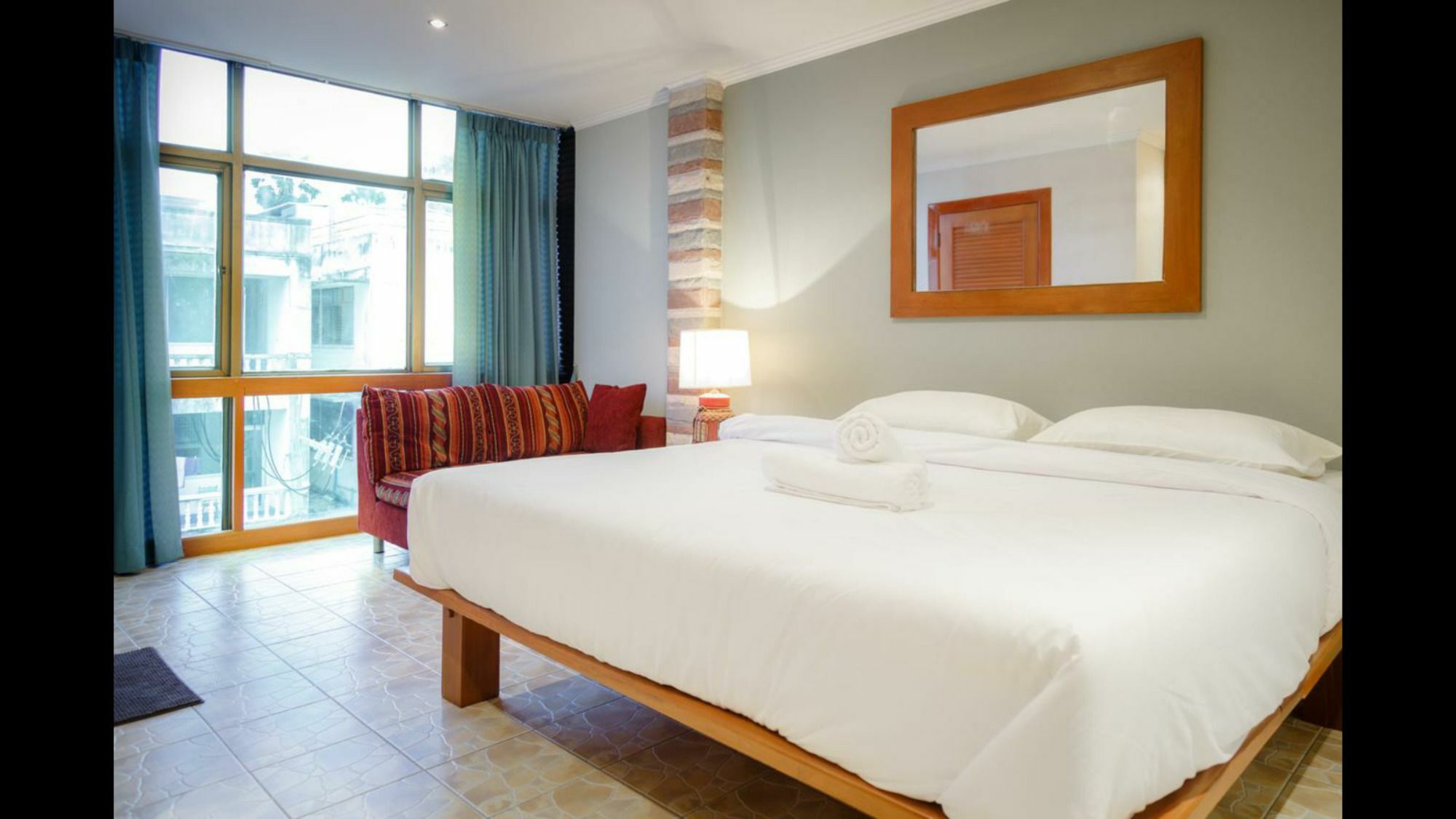 Avenue Beach Hotel Haat Jomtien Eksteriør bilde